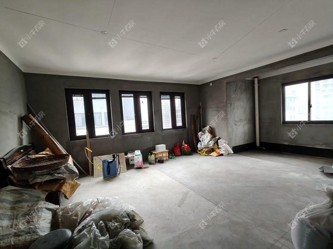 镇江珑蟠里在售二手房源室内图_小牛看房