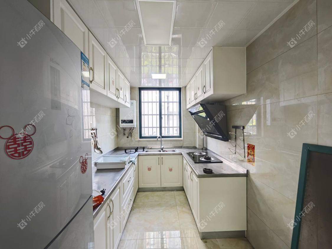 镇江欧洲城在售二手房源室内图_小牛看房