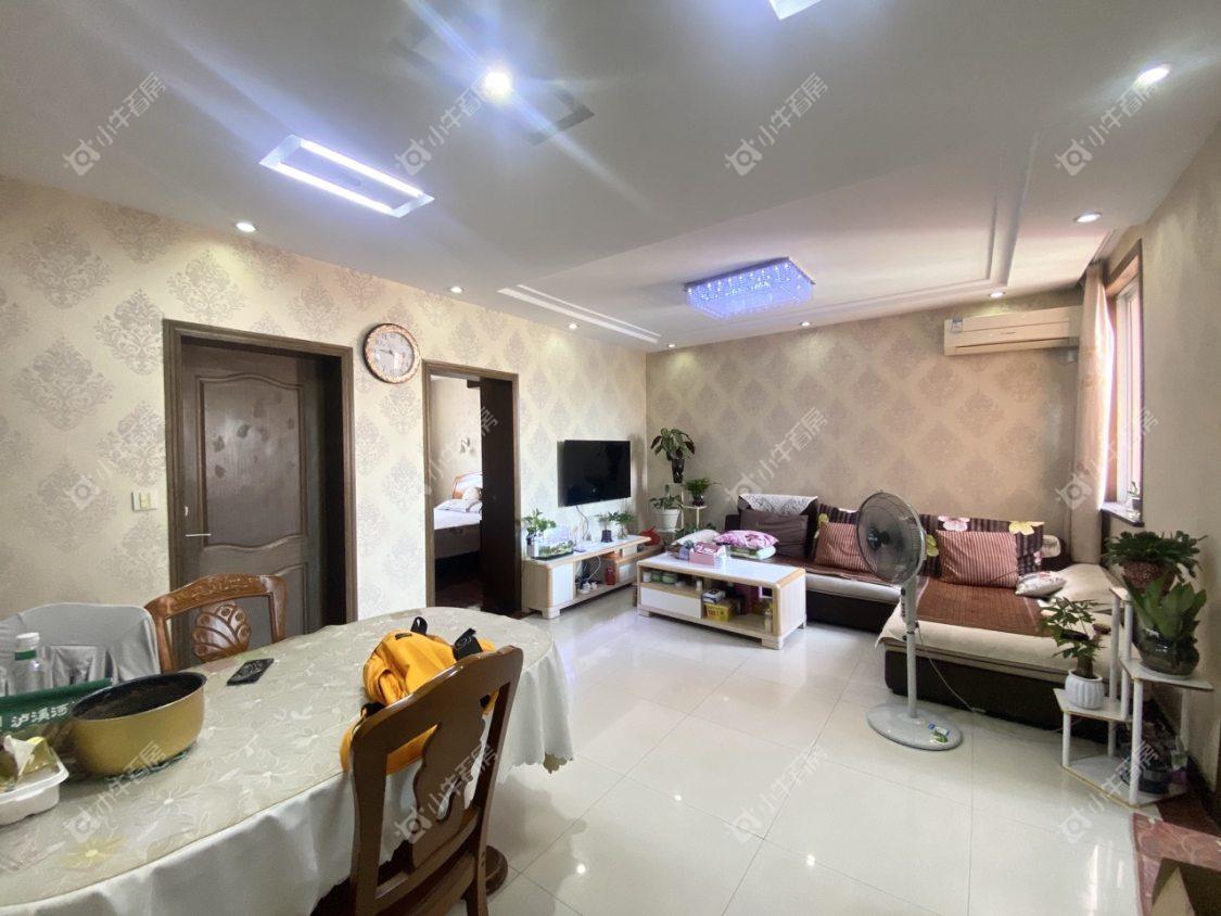 镇江万善园二村在售二手房源室内图_小牛看房