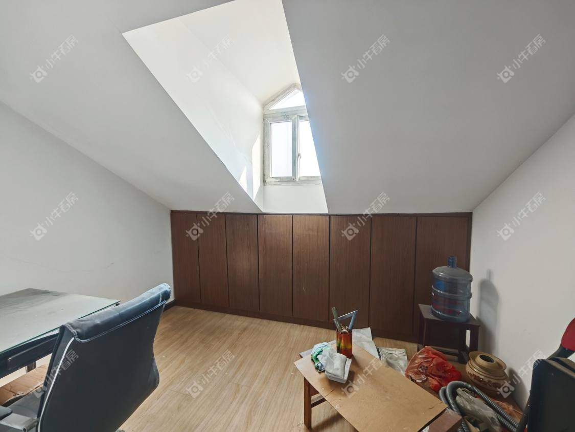 镇江锦泰园在售二手房源室内图_小牛看房