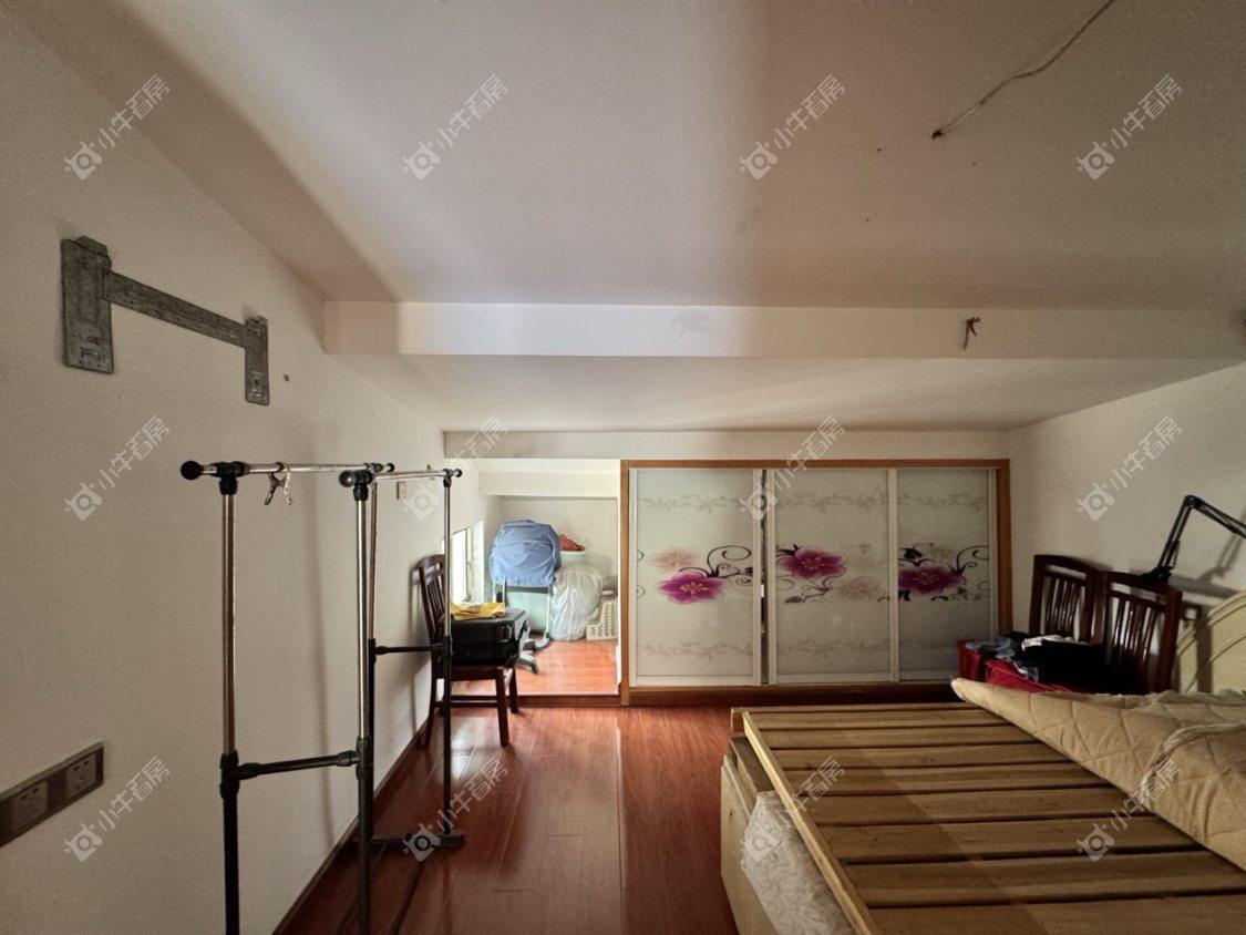 镇江锦湖新村在售二手房源室内图_小牛看房