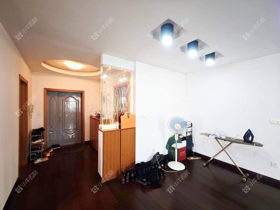 镇江江南嘉园在售二手房源室内图_小牛看房