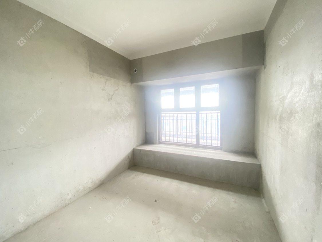 镇江碧桂园樾府在售二手房源室内图_小牛看房