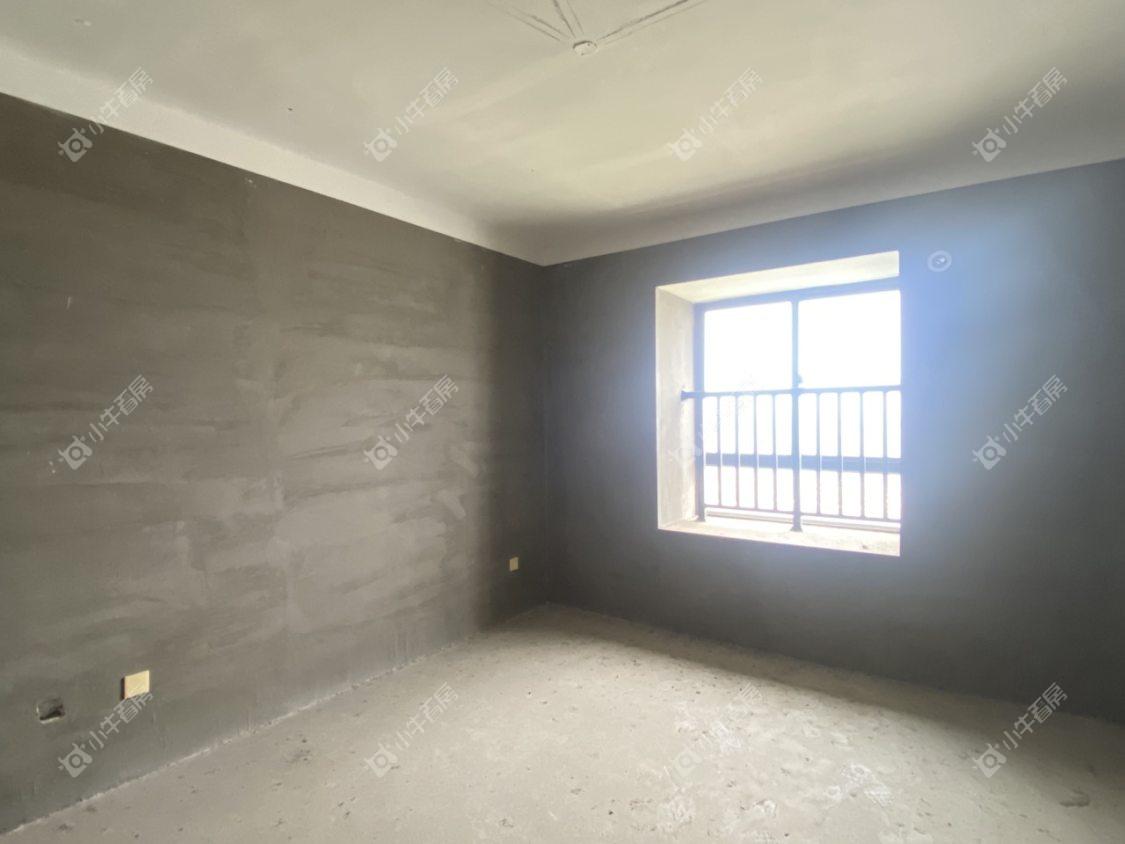 镇江荣城国际一期在售二手房源室内图_小牛看房