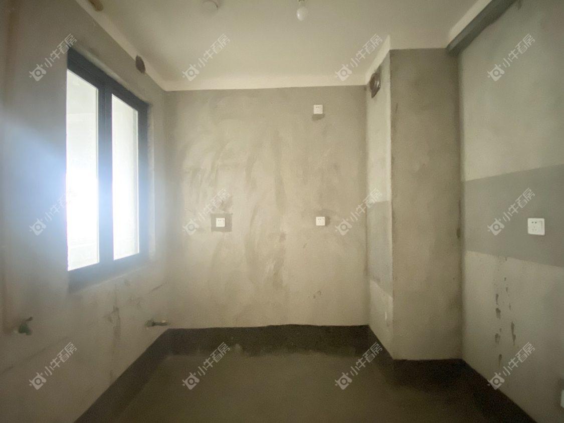 镇江融创华南映在售二手房源室内图_小牛看房