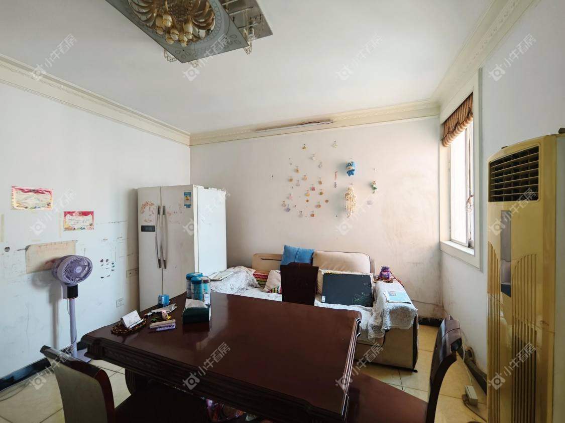 镇江万善园二村在售二手房源室内图_小牛看房