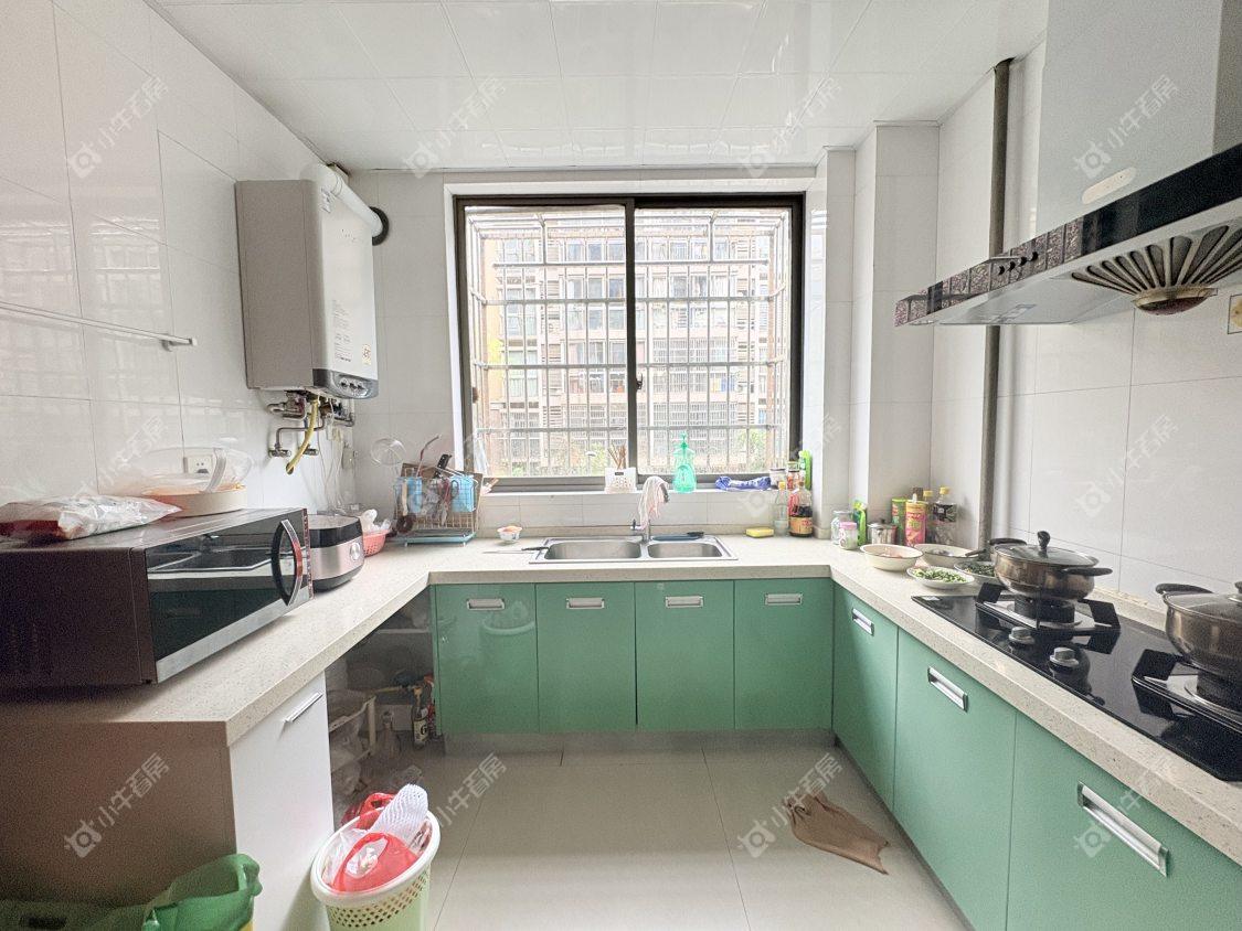 镇江水岸春天在售二手房源室内图_小牛看房