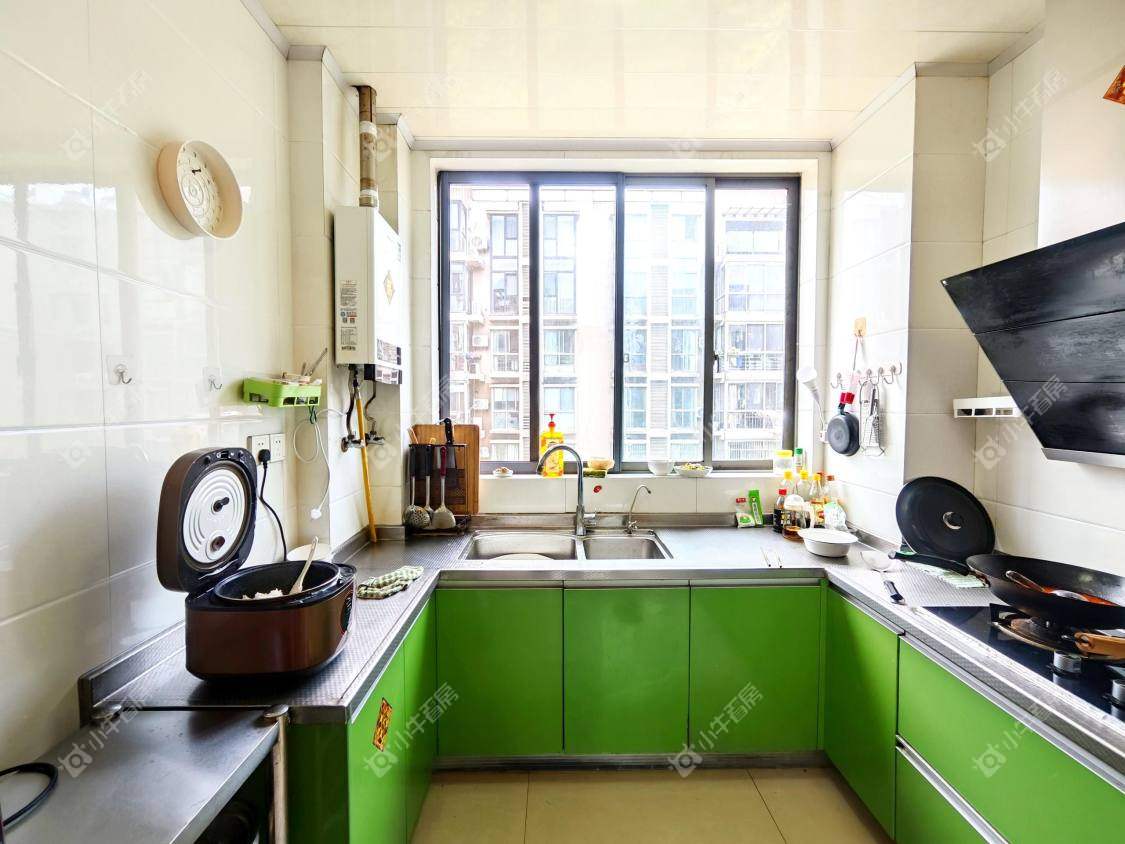 镇江水岸春天在售二手房源室内图_小牛看房