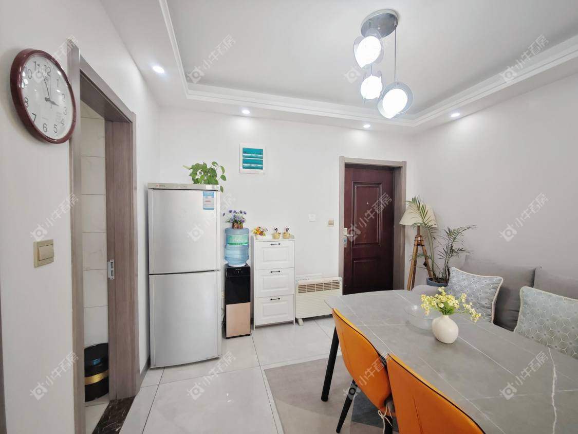 镇江粤港臻园在售二手房源室内图_小牛看房