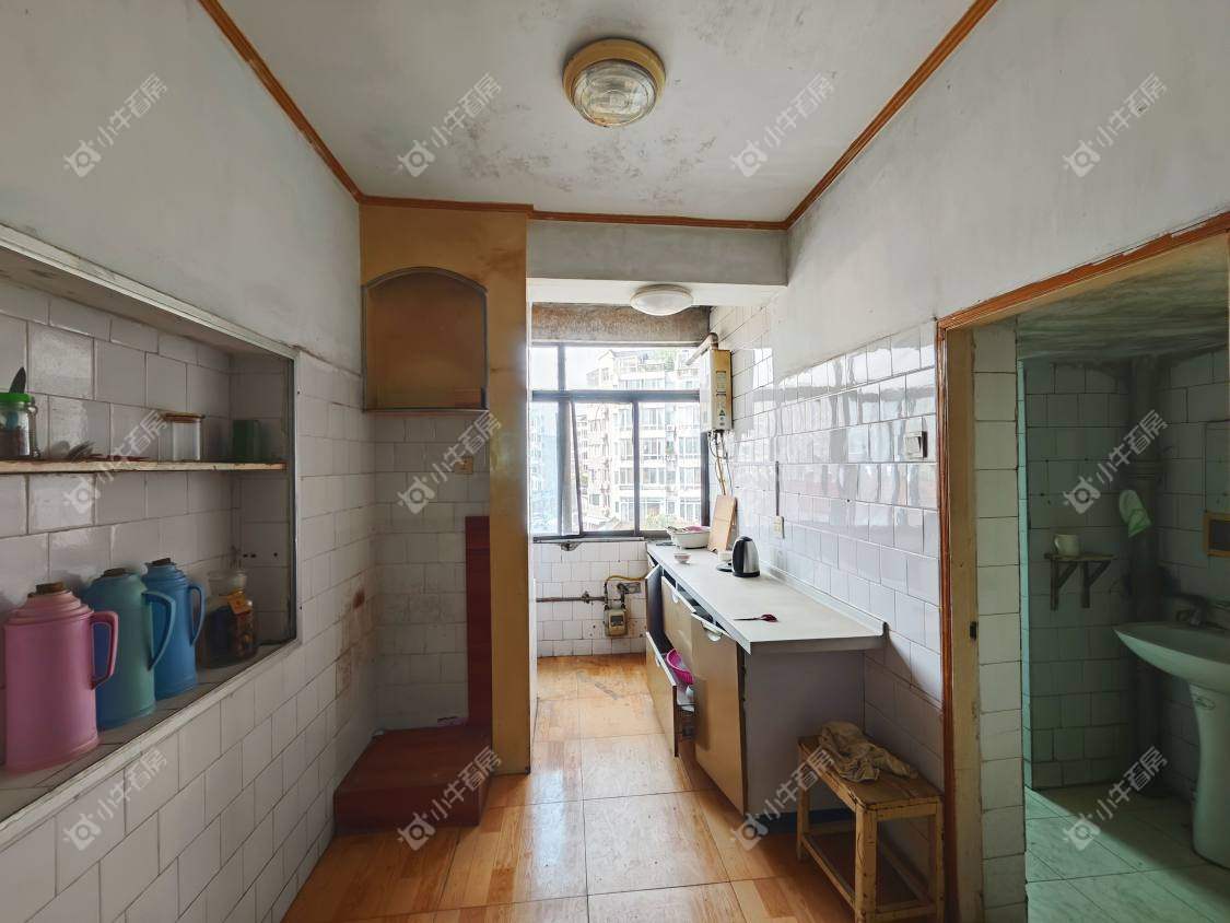 镇江凤凰新村在售二手房源室内图_小牛看房