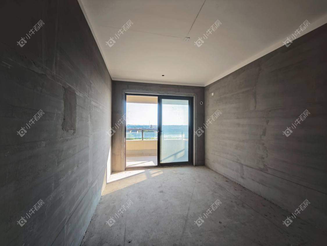 镇江凤凰郡在售二手房源室内图_小牛看房