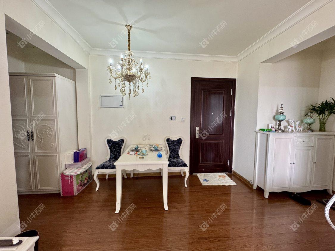 镇江碧桂园在售二手房源室内图_小牛看房