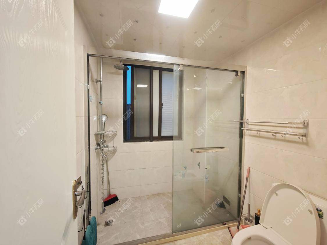 镇江华都幸福里在售二手房源室内图_小牛看房