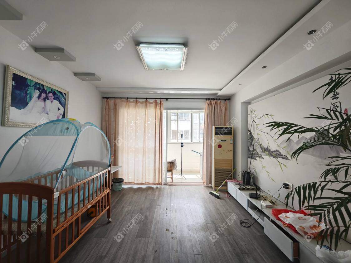 镇江乾泽园在售二手房源室内图_小牛看房