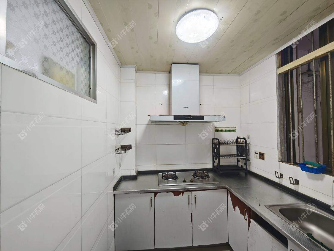 镇江凤凰新村在售二手房源室内图_小牛看房