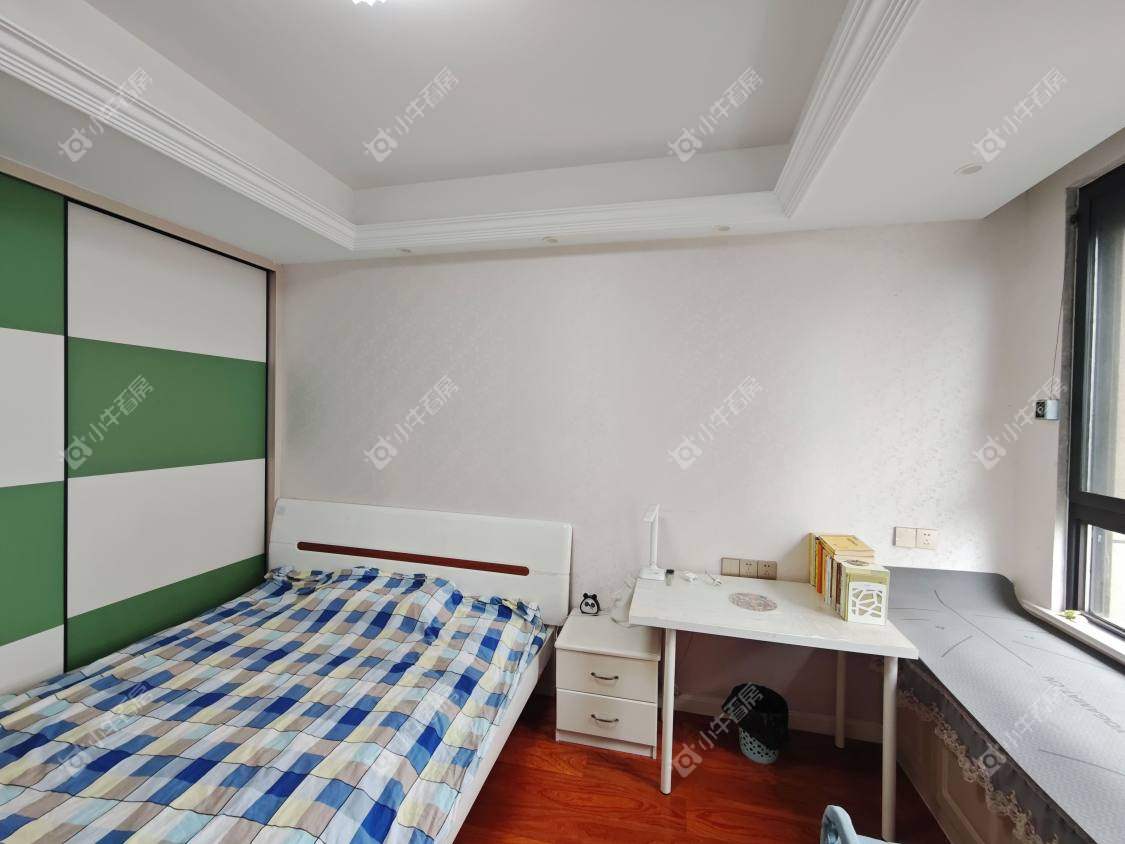 镇江昆仑华府在售二手房源室内图_小牛看房