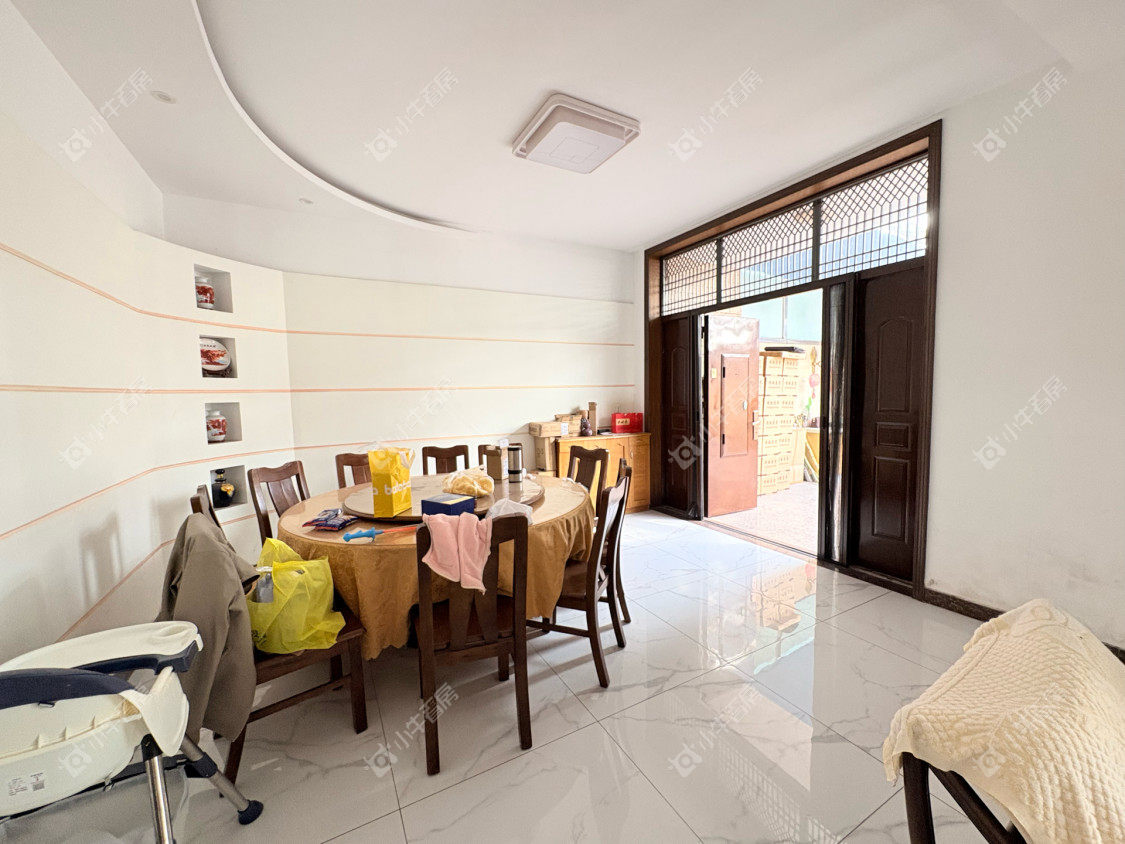 镇江练湖东湖新村别墅在售二手房源室内图_小牛看房