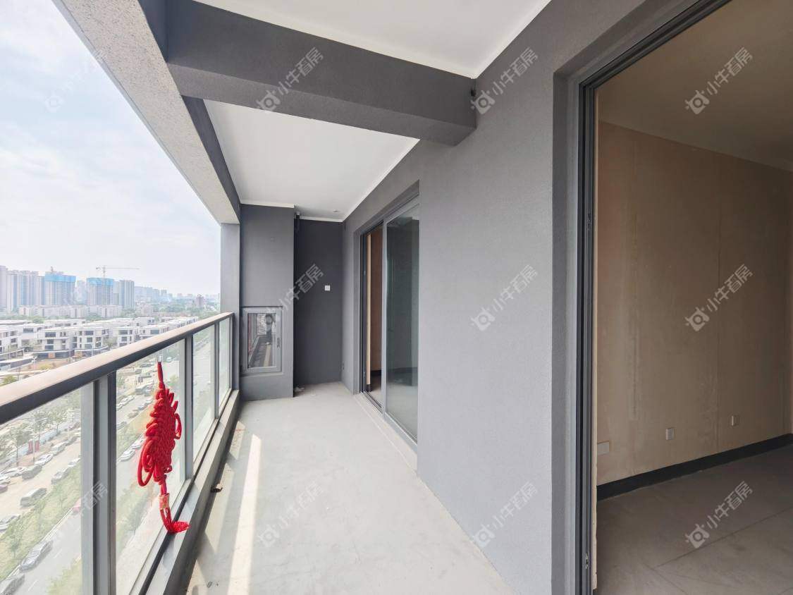 镇江金茂国际社区在售二手房源室内图_小牛看房