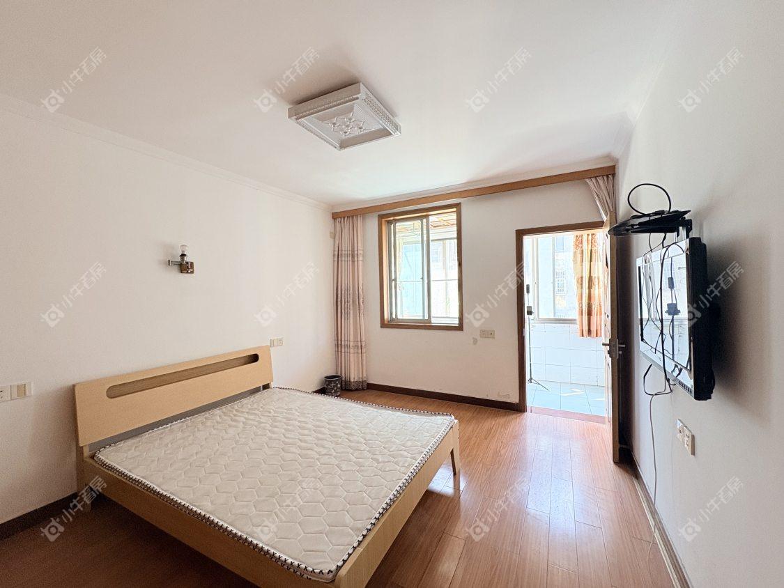 镇江万善园一村在售二手房源室内图_小牛看房