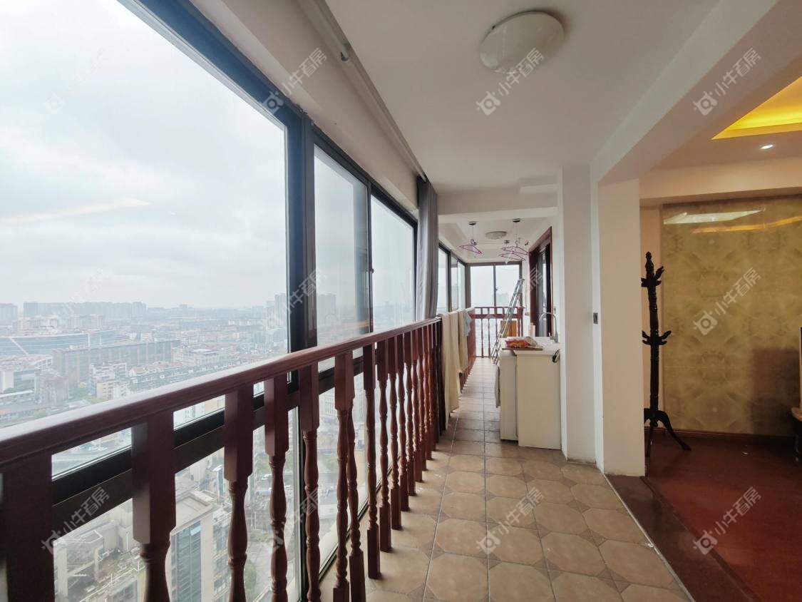 镇江金色家园在售二手房源室内图_小牛看房