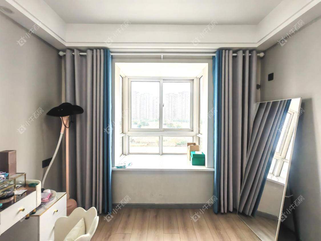 镇江美亚华悦在售二手房源室内图_小牛看房