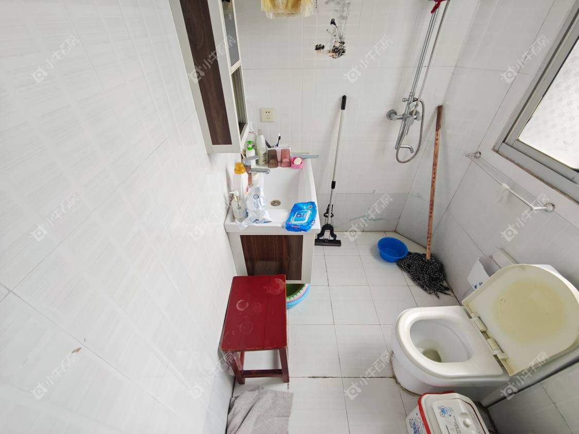 镇江云阳新村在售二手房源室内图_小牛看房