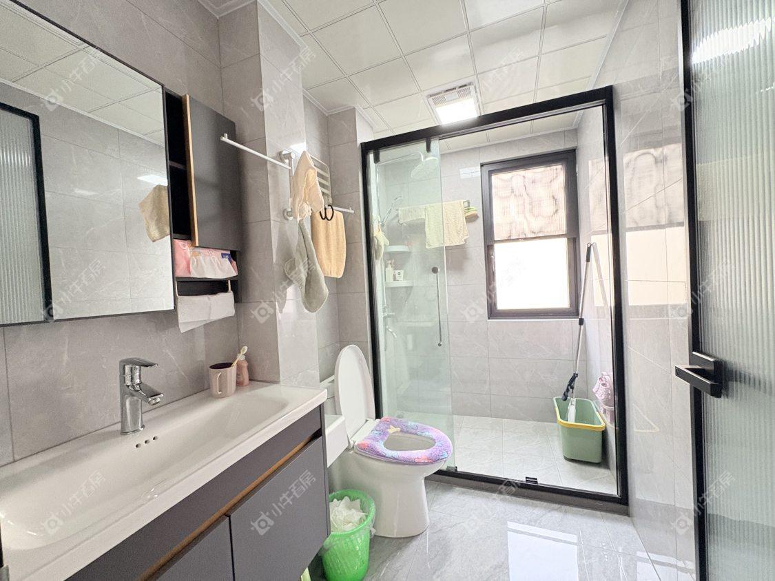 镇江万善园一村在售二手房源室内图_小牛看房