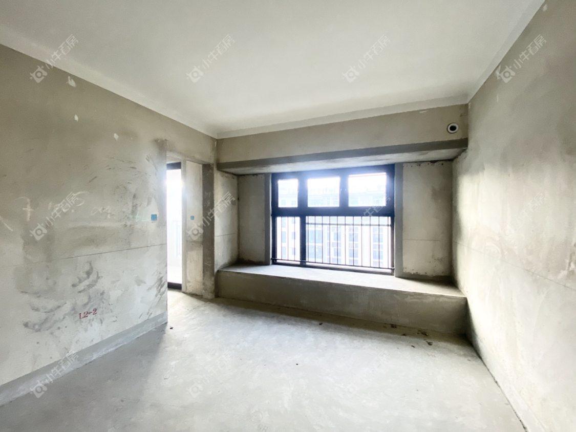 镇江碧桂园樾府在售二手房源室内图_小牛看房