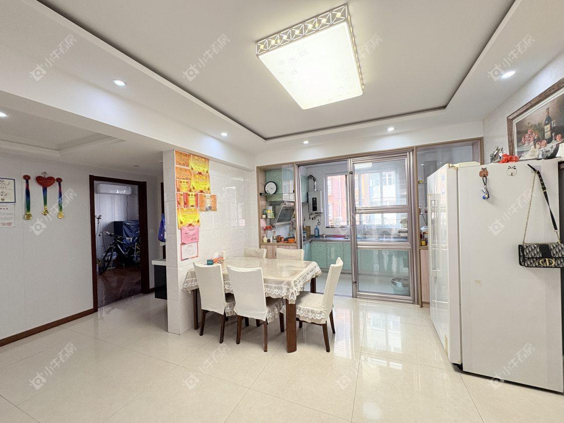 镇江迈村新城在售二手房源室内图_小牛看房