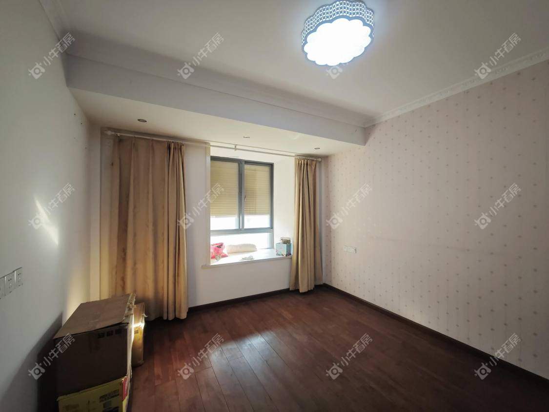 镇江华都锦城在售二手房源室内图_小牛看房