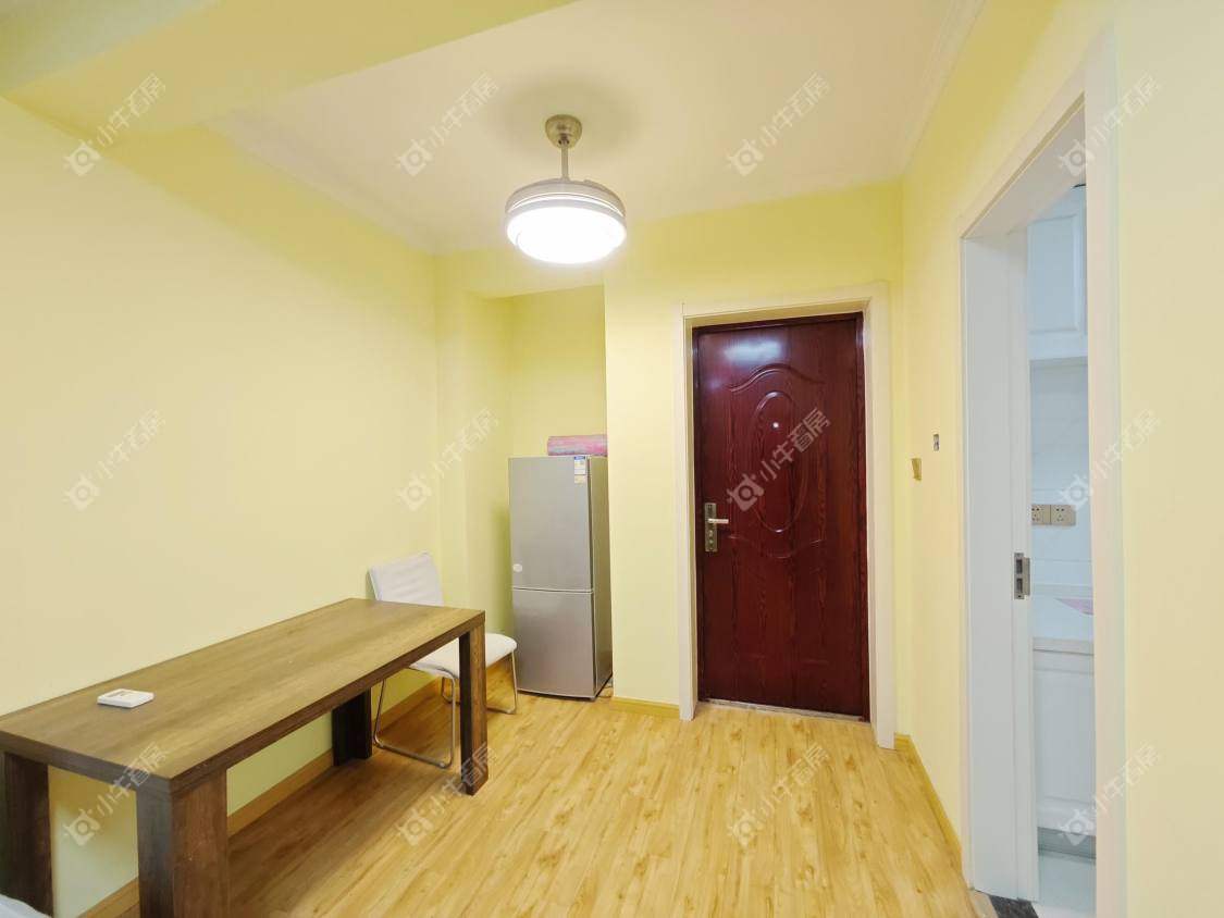 镇江荣城国际一期在售二手房源室内图_小牛看房