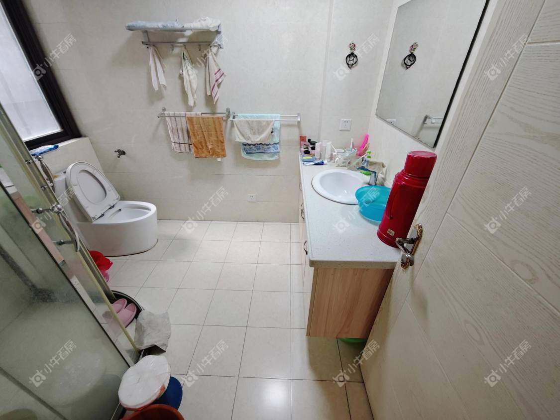 镇江领秀花都在售二手房源室内图_小牛看房