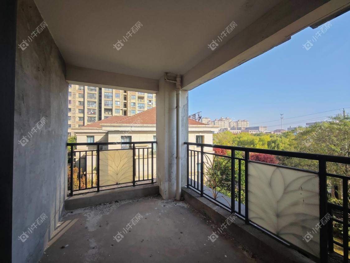 镇江信达香堤国际在售二手房源室内图_小牛看房