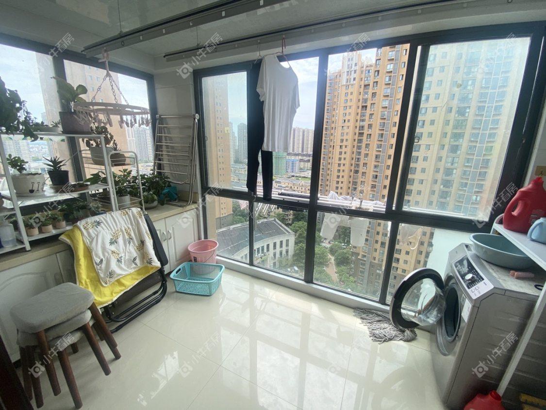 镇江华都锦城在售二手房源室内图_小牛看房