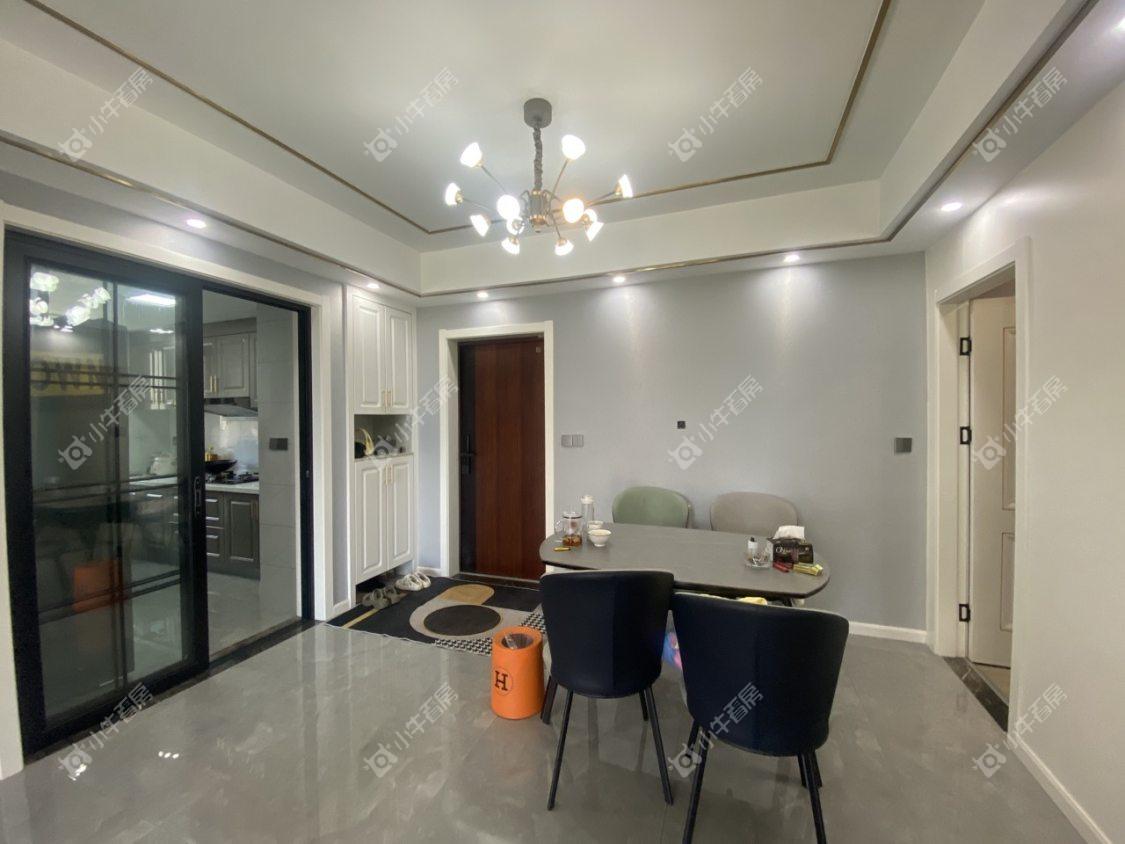 镇江华都幸福里在售二手房源室内图_小牛看房