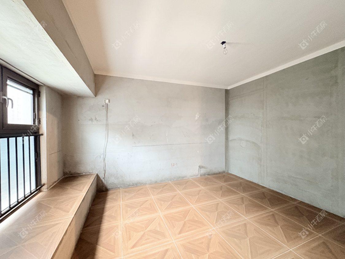 镇江碧桂园樾府在售二手房源室内图_小牛看房