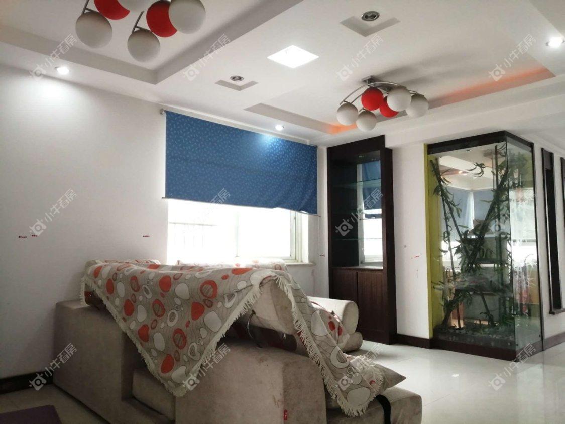 镇江凤翔花园在售二手房源室内图_小牛看房