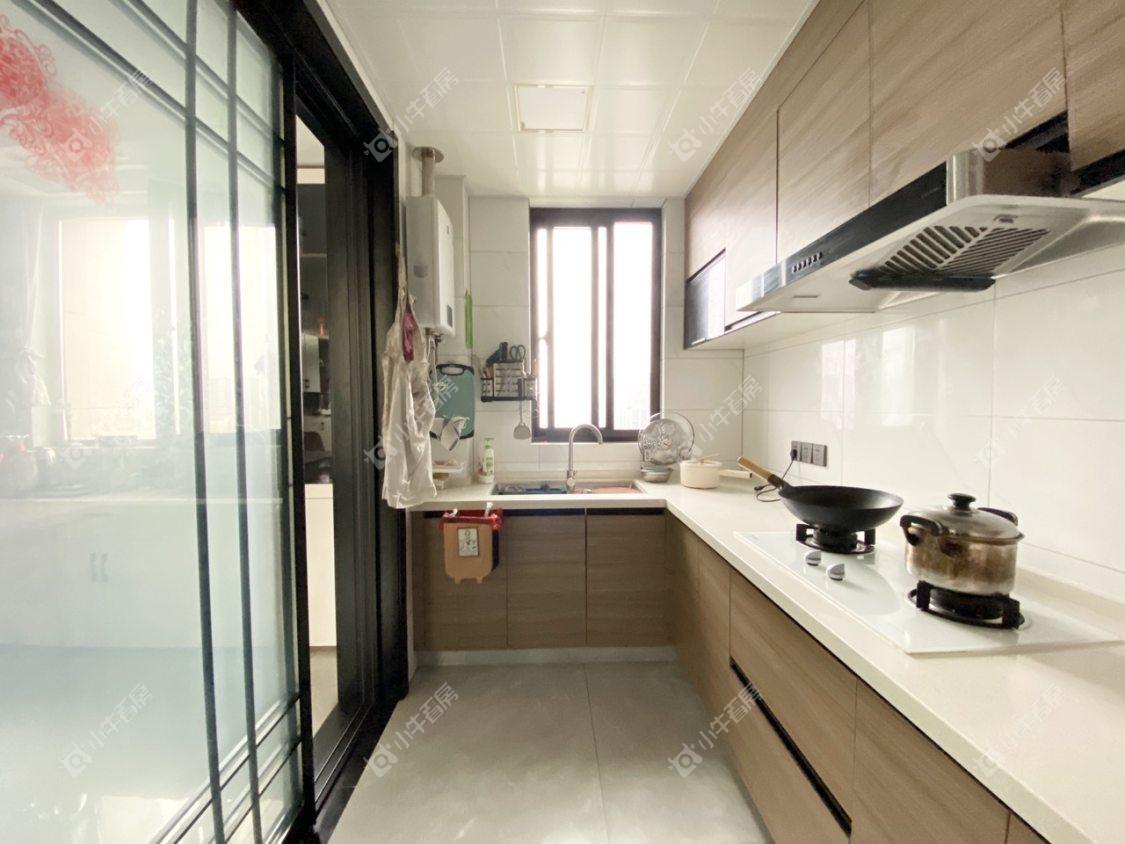 镇江凤凰郡在售二手房源室内图_小牛看房