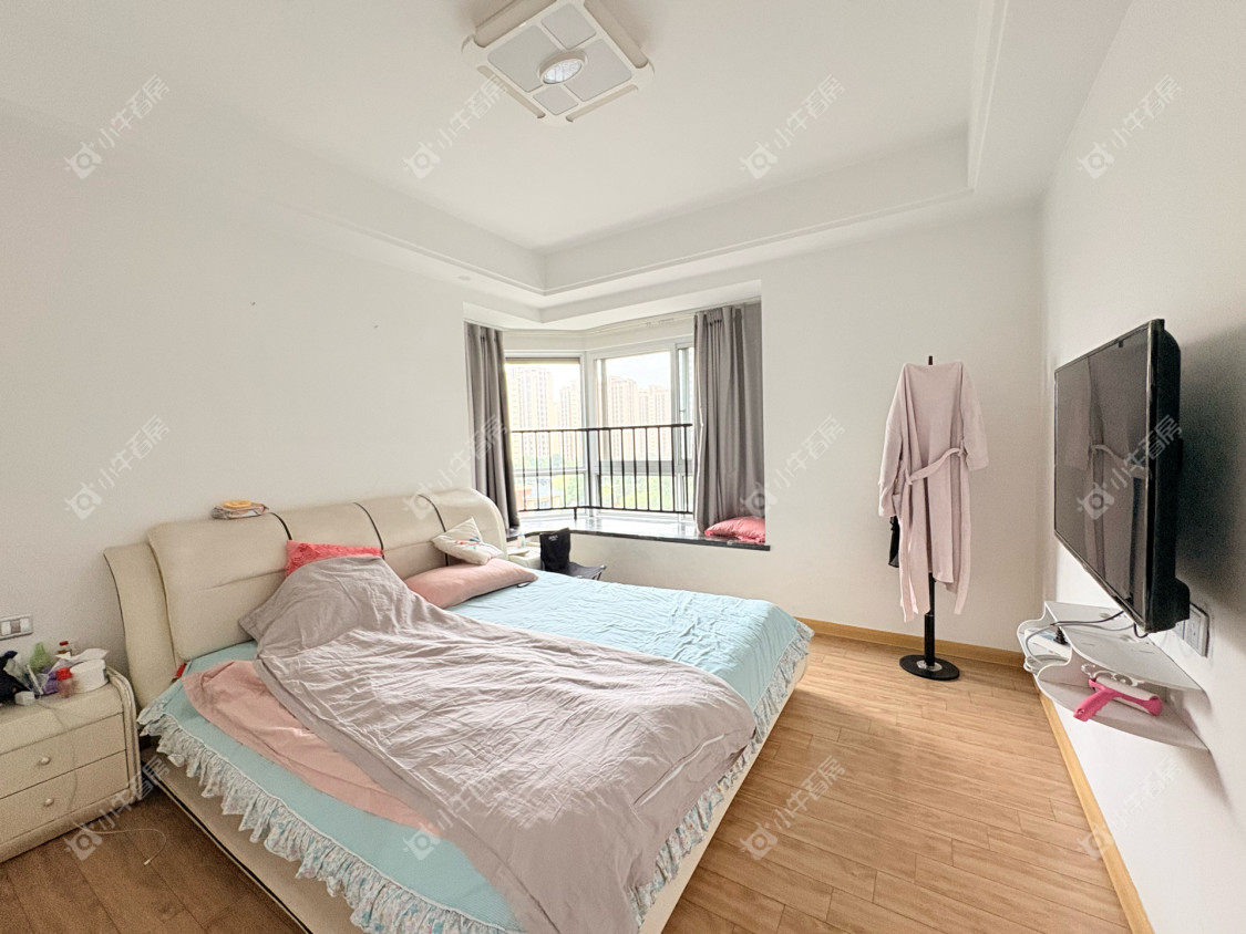 镇江碧桂园在售二手房源室内图_小牛看房