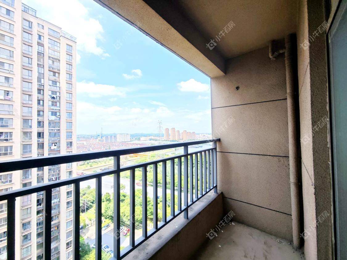 镇江御河熙岸在售二手房源室内图_小牛看房