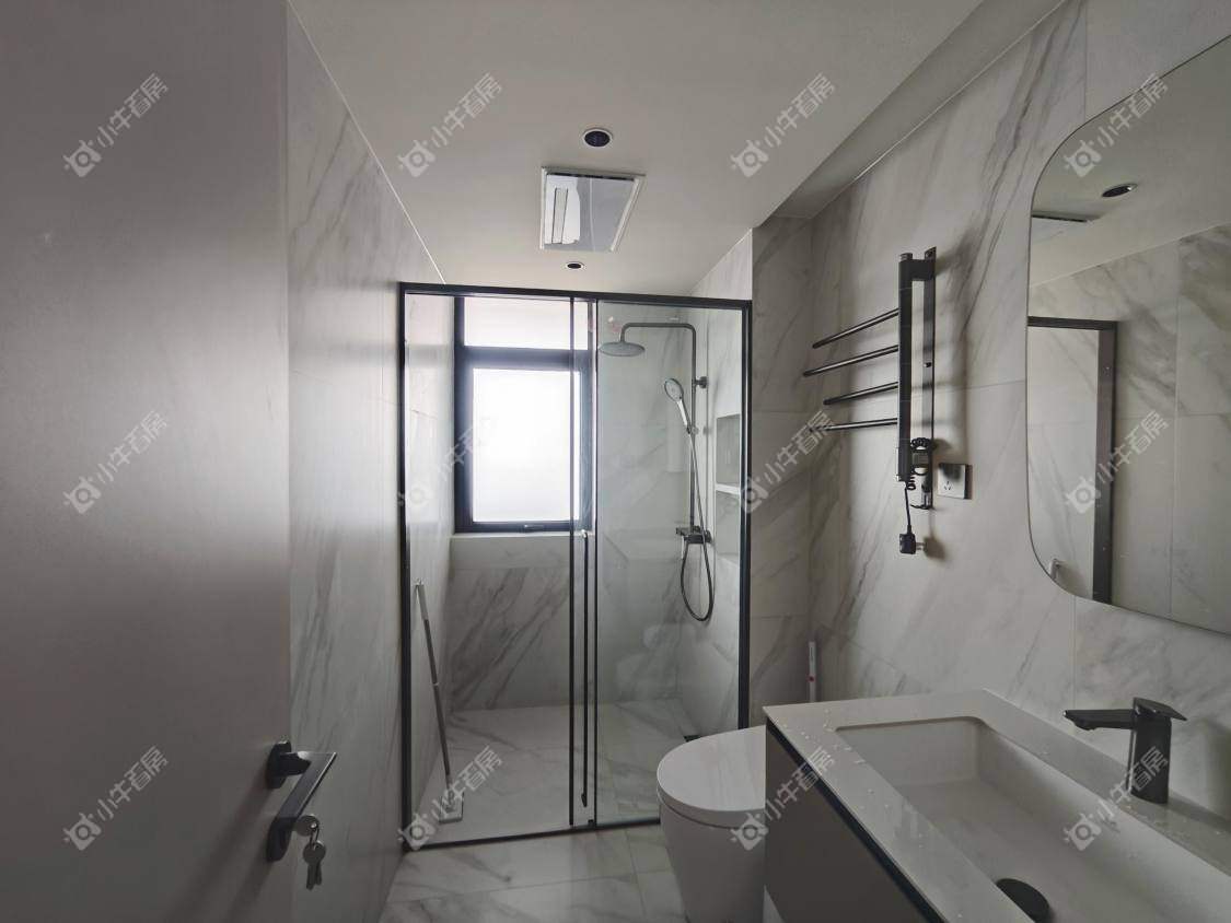 镇江天怡紫宸在售二手房源室内图_小牛看房