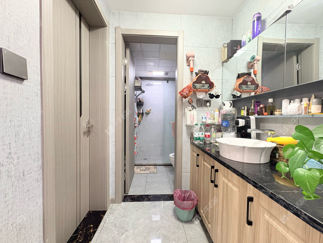 镇江荣城国际一期在售二手房源室内图_小牛看房