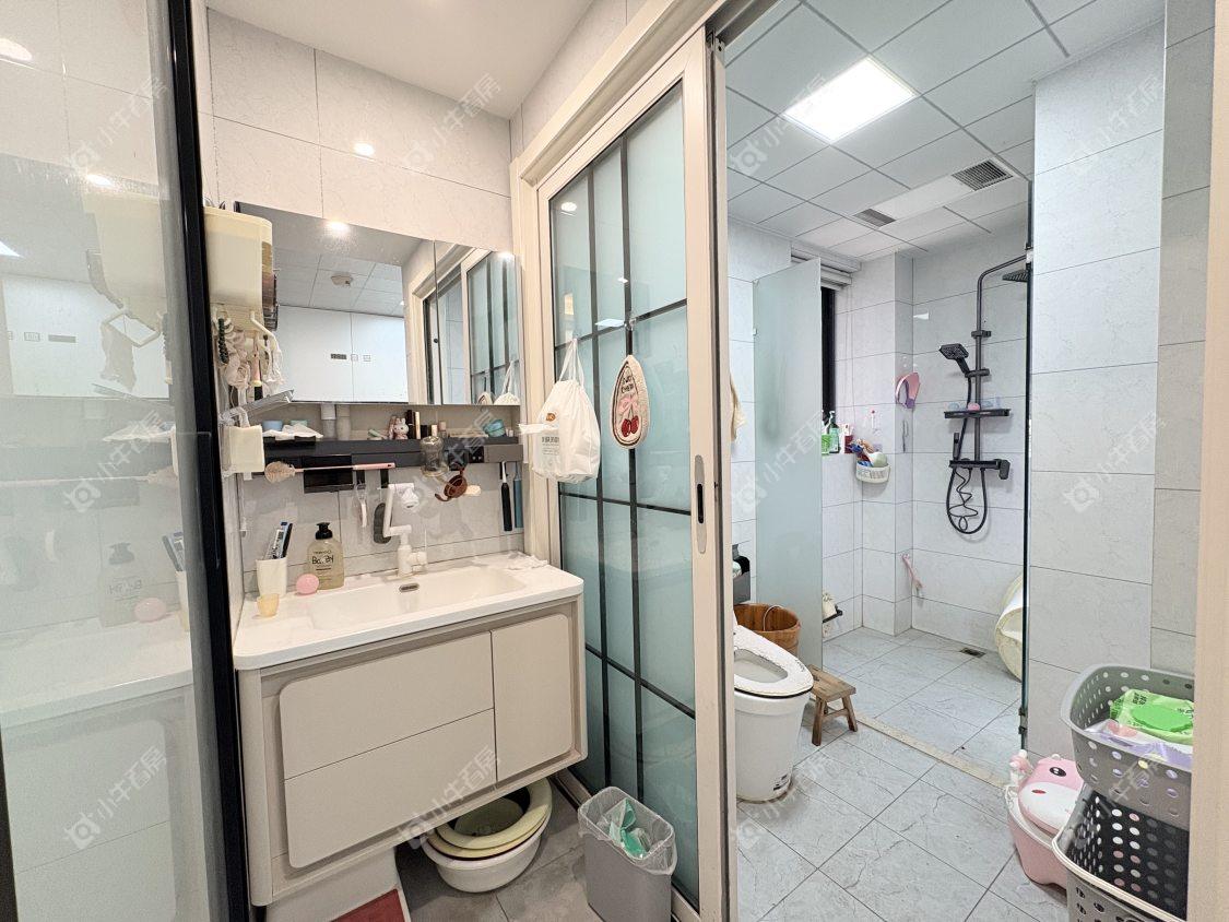 镇江凤凰郡在售二手房源室内图_小牛看房