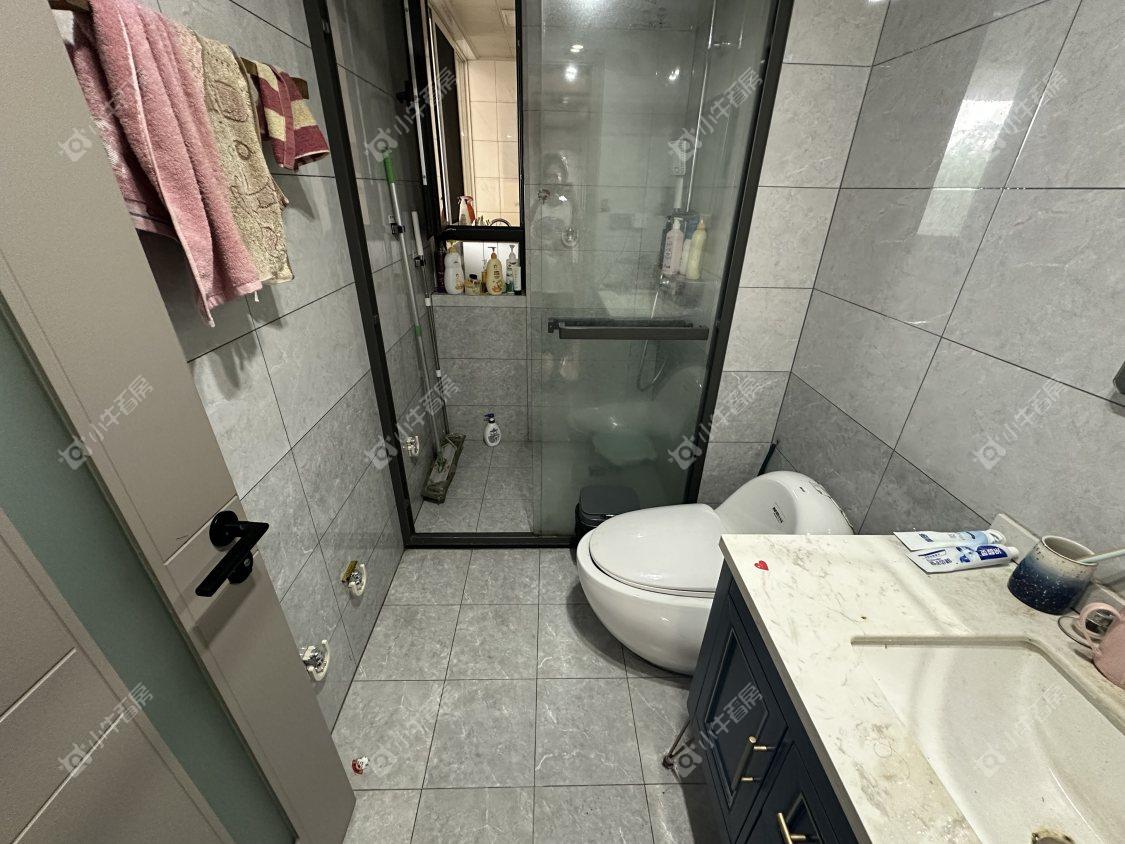 镇江凤熹台在售二手房源室内图_小牛看房