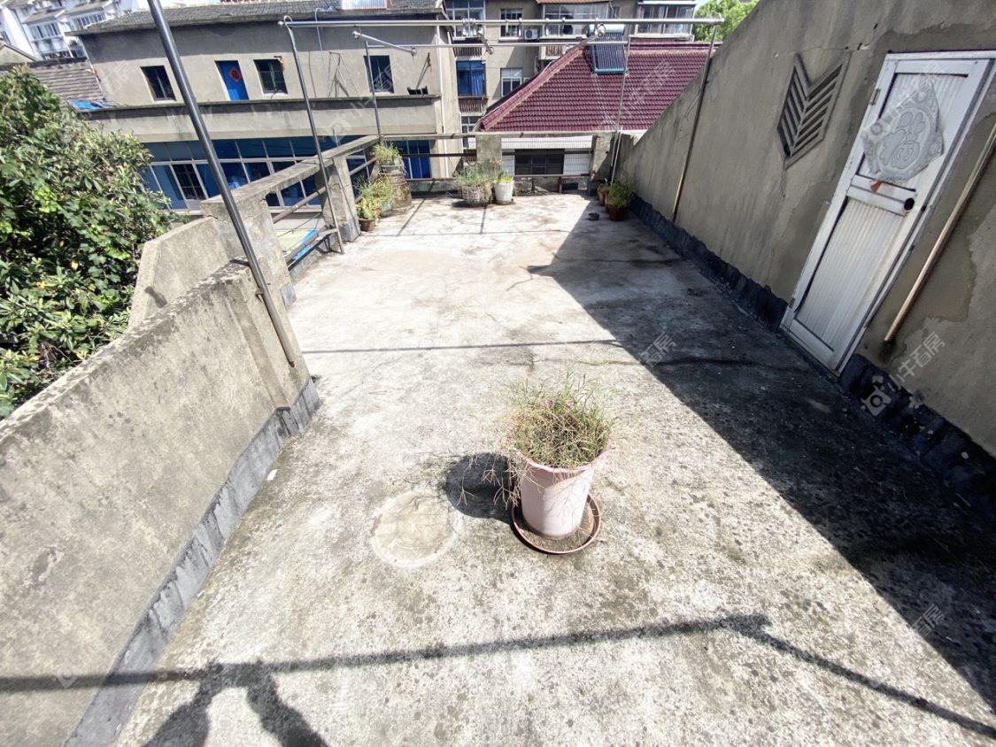 镇江云阳新村在售二手房源室内图_小牛看房