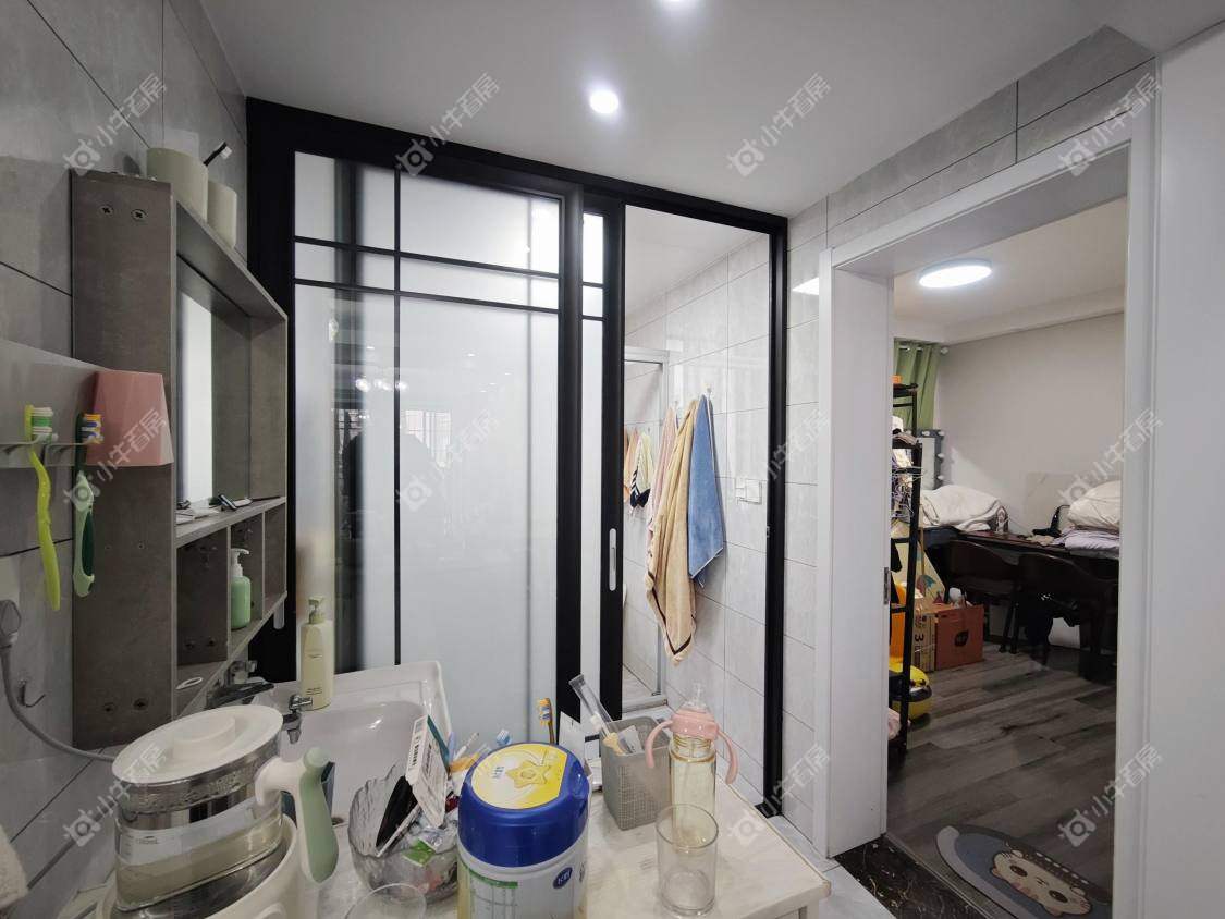 镇江中山路云阳医院住宅楼在售二手房源室内图_小牛看房