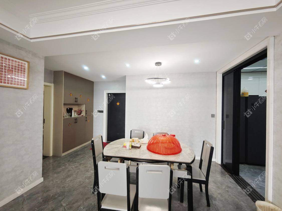 镇江练湖新城在售二手房源室内图_小牛看房