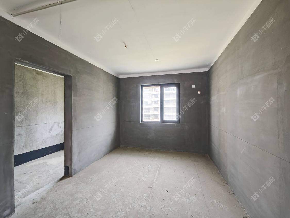 镇江珑蟠里在售二手房源室内图_小牛看房