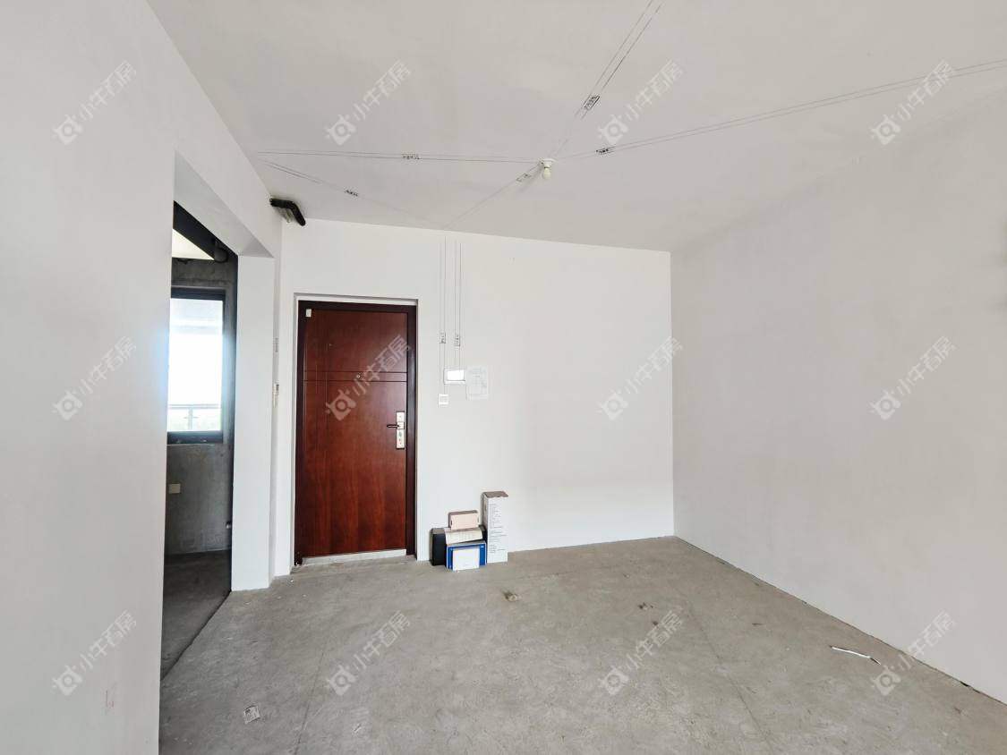 镇江荣城国际（藏龙御景）在售二手房源室内图_小牛看房