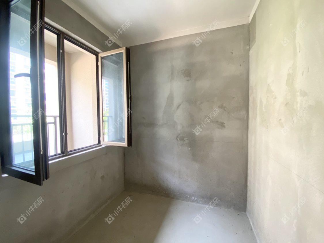 镇江碧桂园樾府在售二手房源室内图_小牛看房